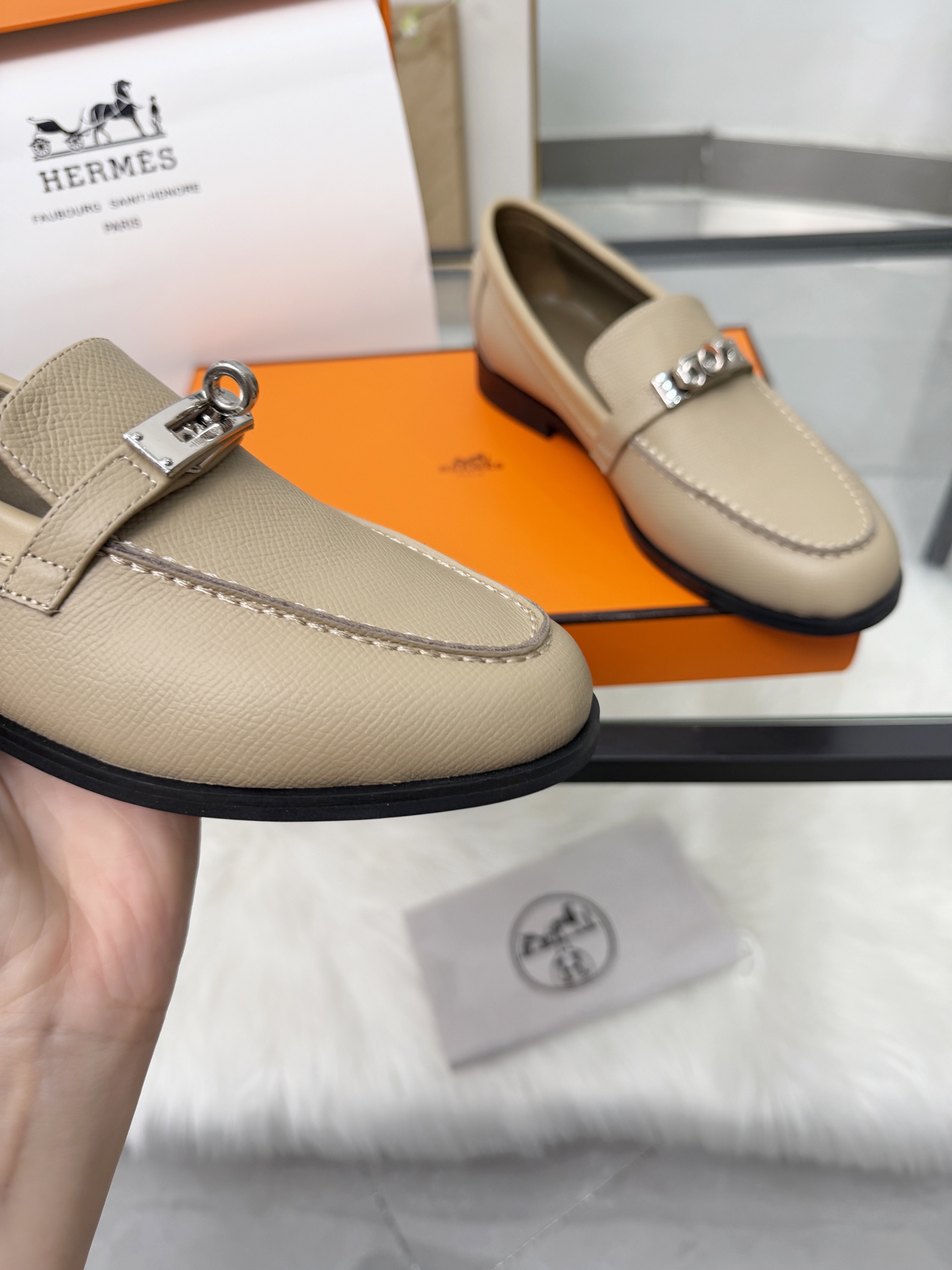 Women's high heels